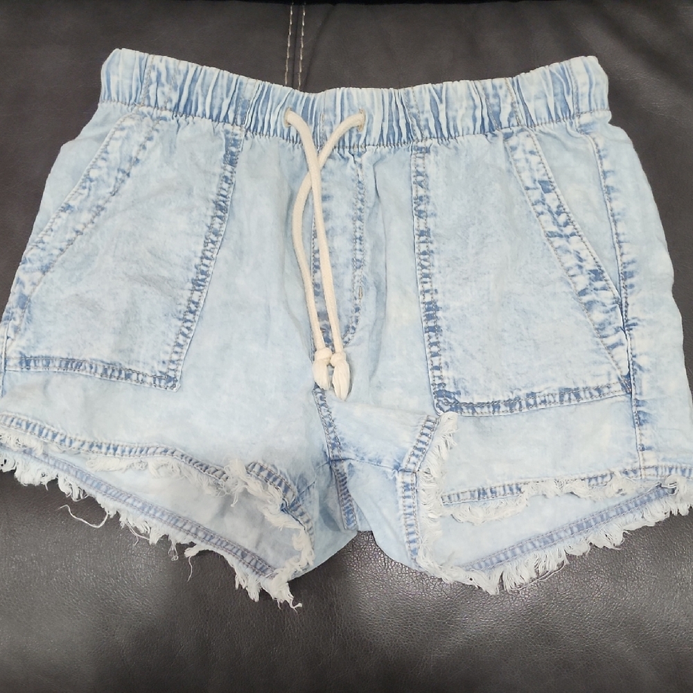 Celebrity Pink Light Blue Denim Women's Shorts